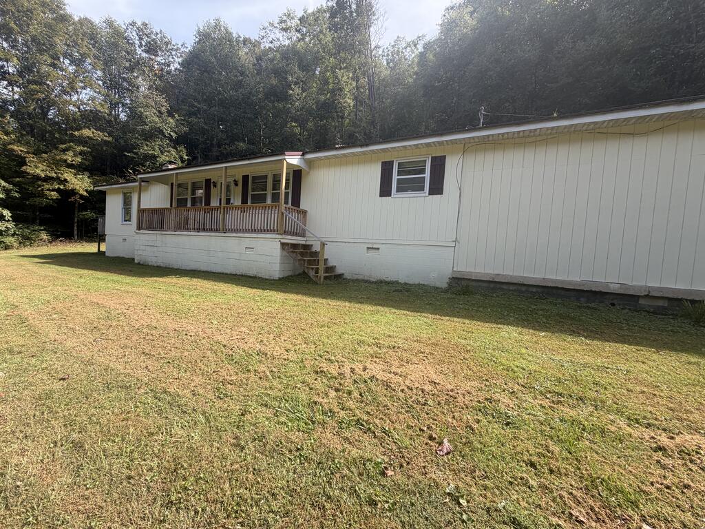 369 Trace Fork Road Chapmanville, WV 25508 - Photo 3 of 41 Gallery Image 3
