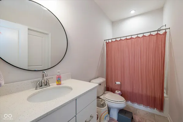 $379,000 | 825 Stone Trace Court, Avon, IN 46123