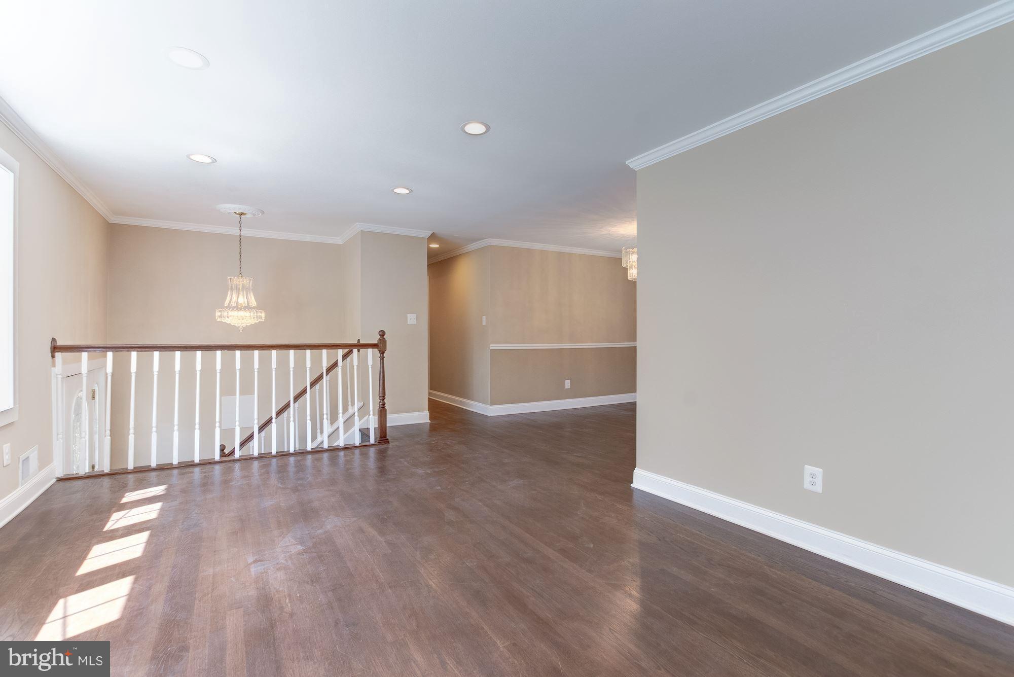 902 Logwood Road Capitol Heights, MD 20743 - Photo 3 of 30 Living Room