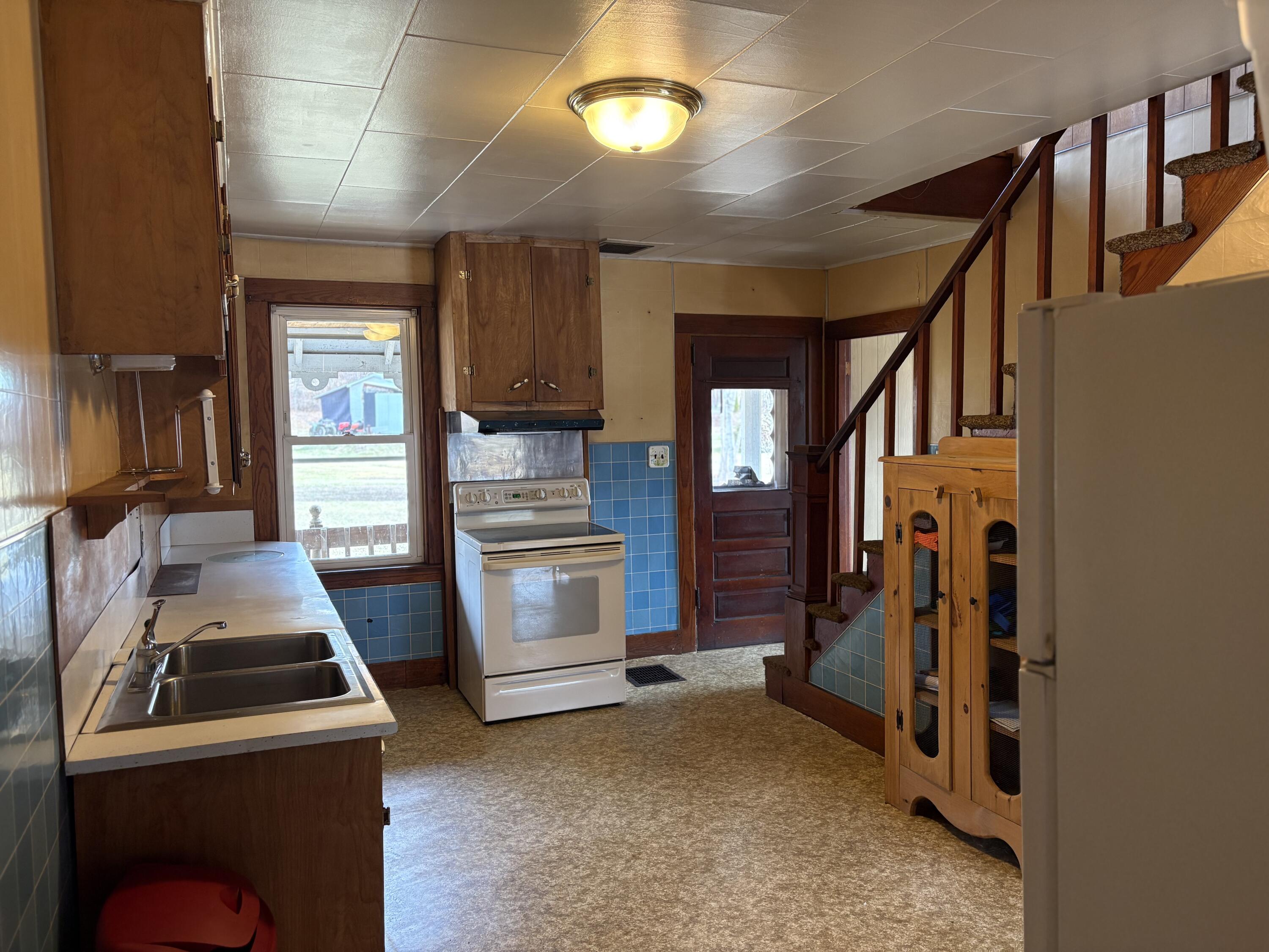 1881 Roxbury Road Roxbury, ME 04275 - Photo 8 of 26 IMG_8794