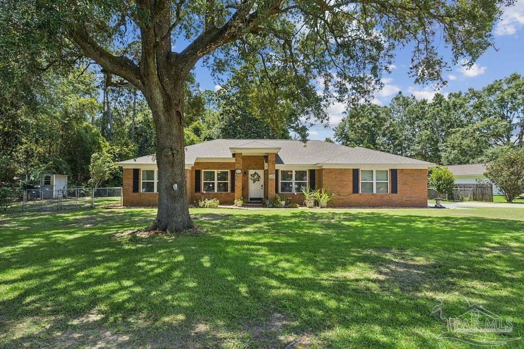 5097 Hamilton Lane Pace, FL 32571 - Photo 3 of 39