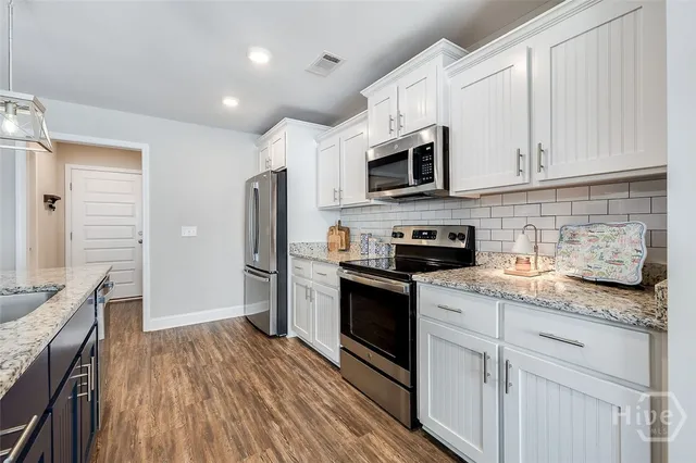 $359,000 | 132 River Blf Way, Ellabell, GA 31308