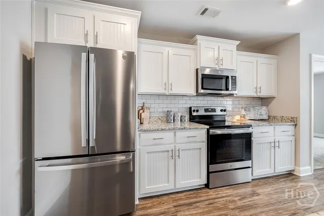 $359,000 | 132 River Blf Way, Ellabell, GA 31308