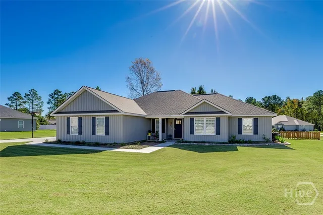 $359,000 | 132 River Blf Way, Ellabell, GA 31308