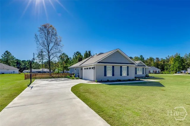 $359,000 | 132 River Blf Way, Ellabell, GA 31308