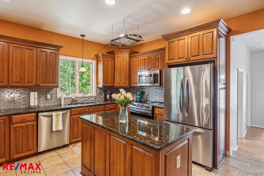 6345 Mack Road Howell, MI 48855 - Photo 11 of 54