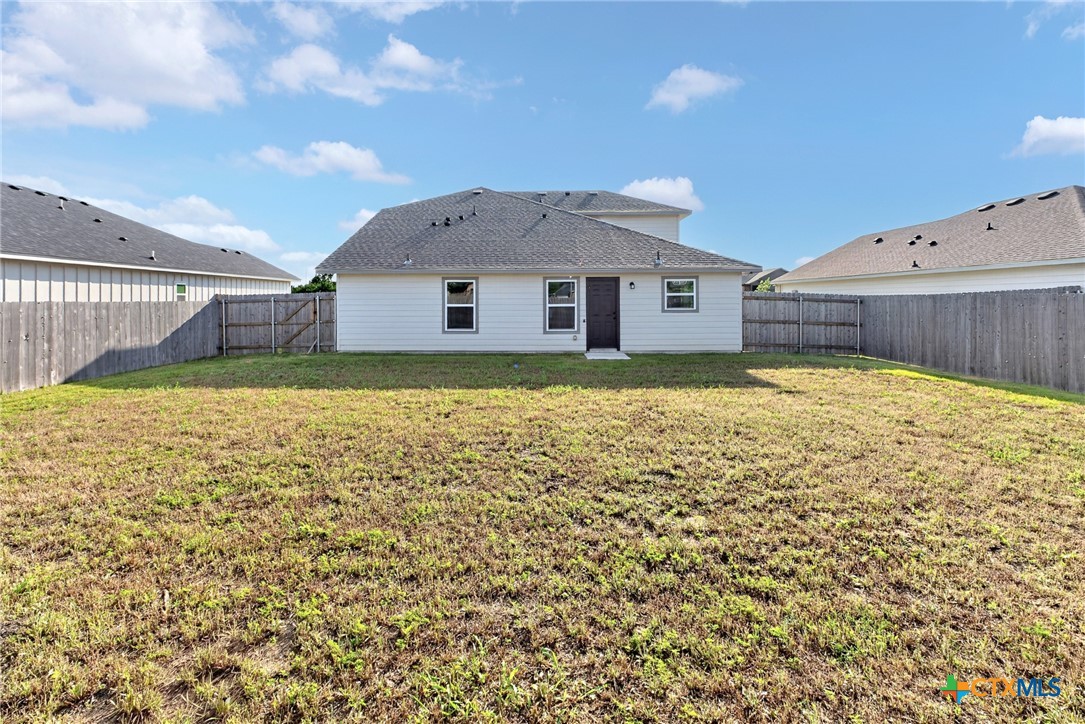 1007 Antelope Trail Temple, TX 76504 - Photo 27 of 29 Rear view of home and backyard