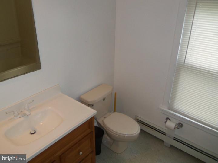 254 Ewingville Road Ewing, NJ 08638 - Photo 14 of 15 Bathroom