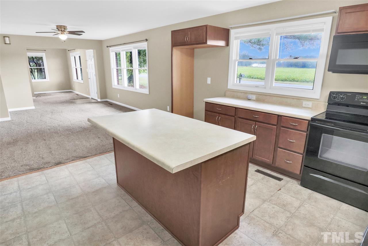 222 Stockyard Road Lillington, NC 27546 - Photo 4 of 23 Gallery Image 4