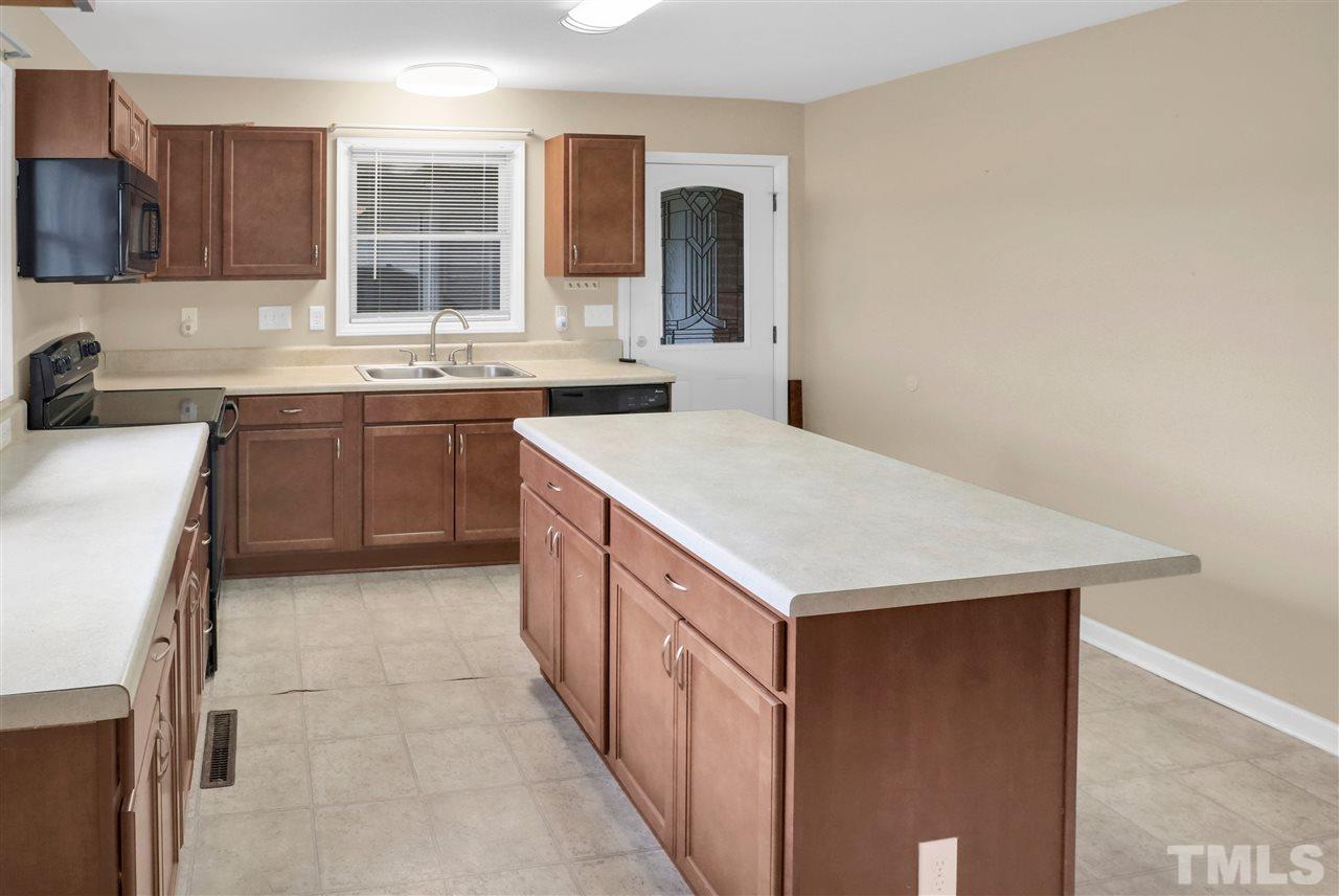 222 Stockyard Road Lillington, NC 27546 - Photo 5 of 23 Gallery Image 5