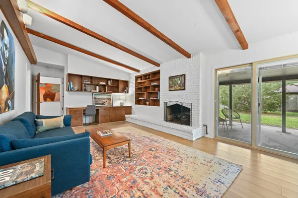 $399,000 | 908 Vogel Drive, Lockhart, TX 78644