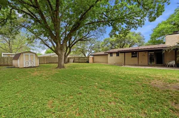 $399,000 | 908 Vogel Drive, Lockhart, TX 78644