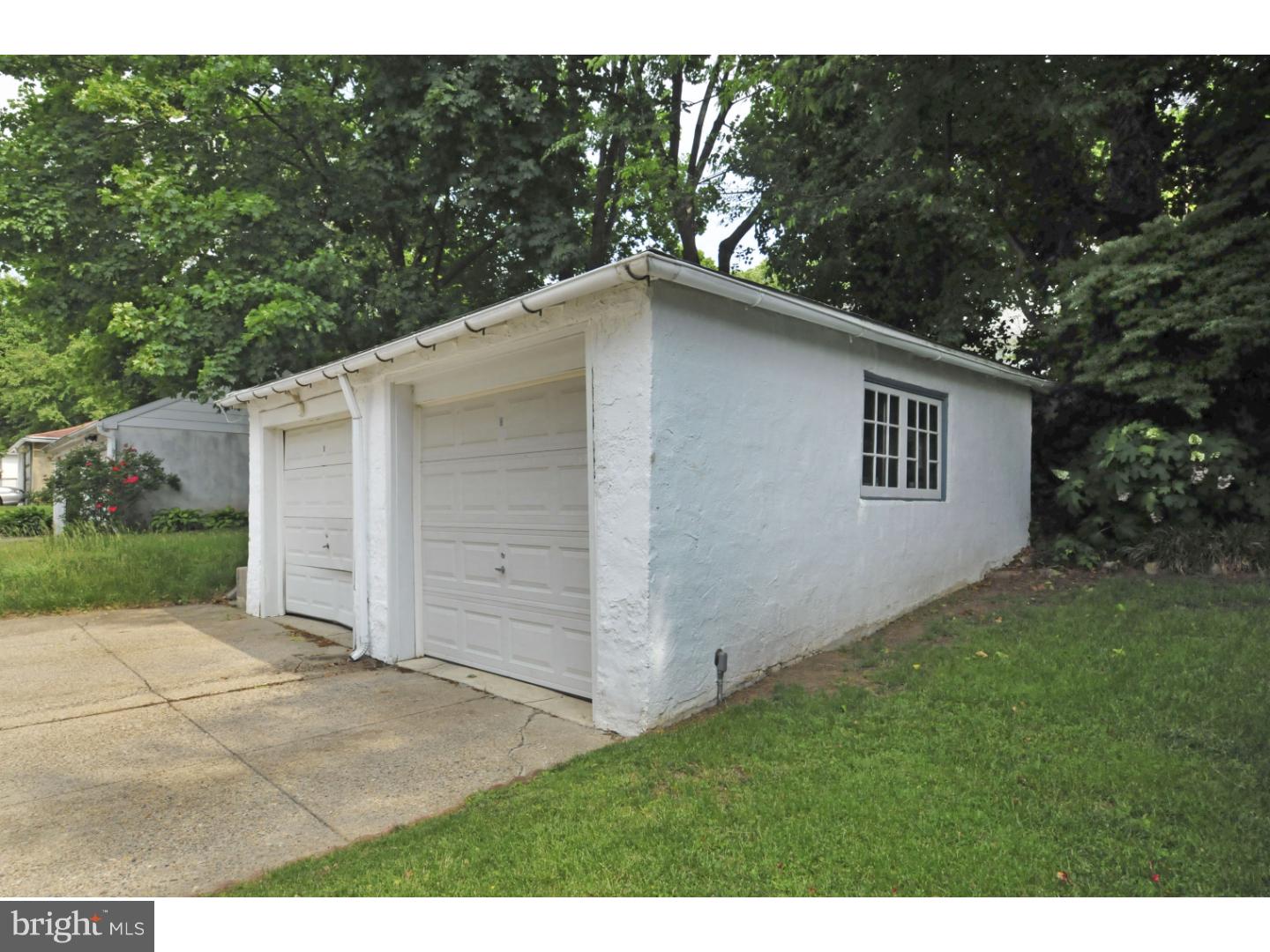 623 Arbor Road Cheltenham, PA 19012 - Photo 24 of 25 Garage