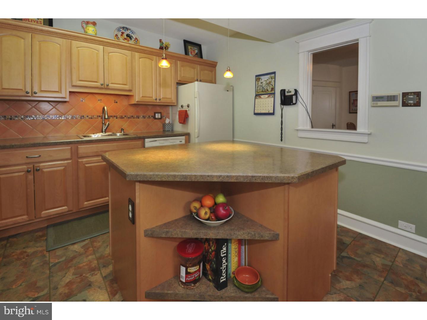 623 Arbor Road Cheltenham, PA 19012 - Photo 8 of 25 Kitchen