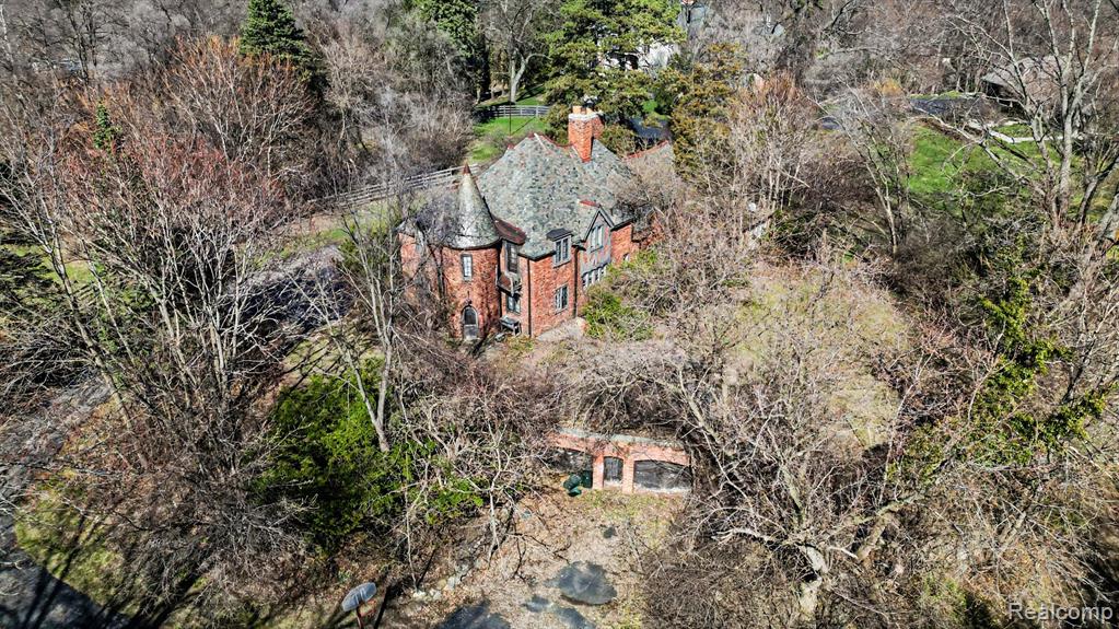 32020 Franklin Road Franklin, MI 48025 - Photo 13 of 18