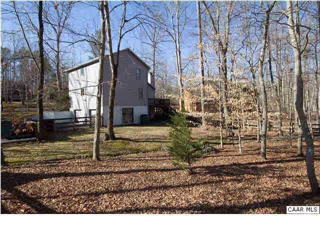 37 Colonial Road Palmyra, VA 22963 - Photo 20 of 22 a view of a house with a yard
