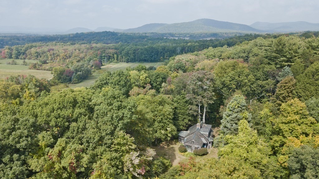468 Old Montague Road Amherst, MA 01002 - Photo 2 of 41