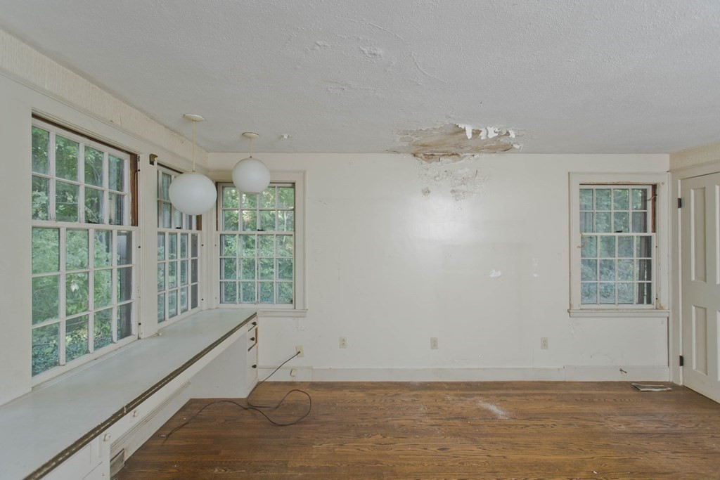 468 Old Montague Road Amherst, MA 01002 - Photo 28 of 41