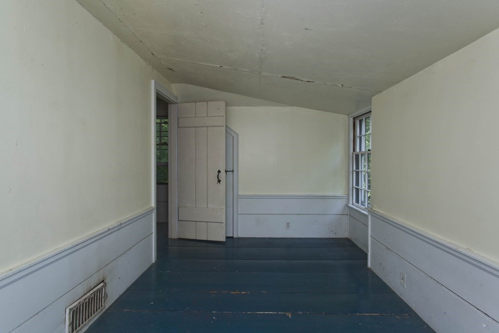 468 Old Montague Road Amherst, MA 01002 - Photo 32 of 41