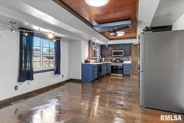 $219,900 | 1224 Commanche Road, Auburn, IL 62615