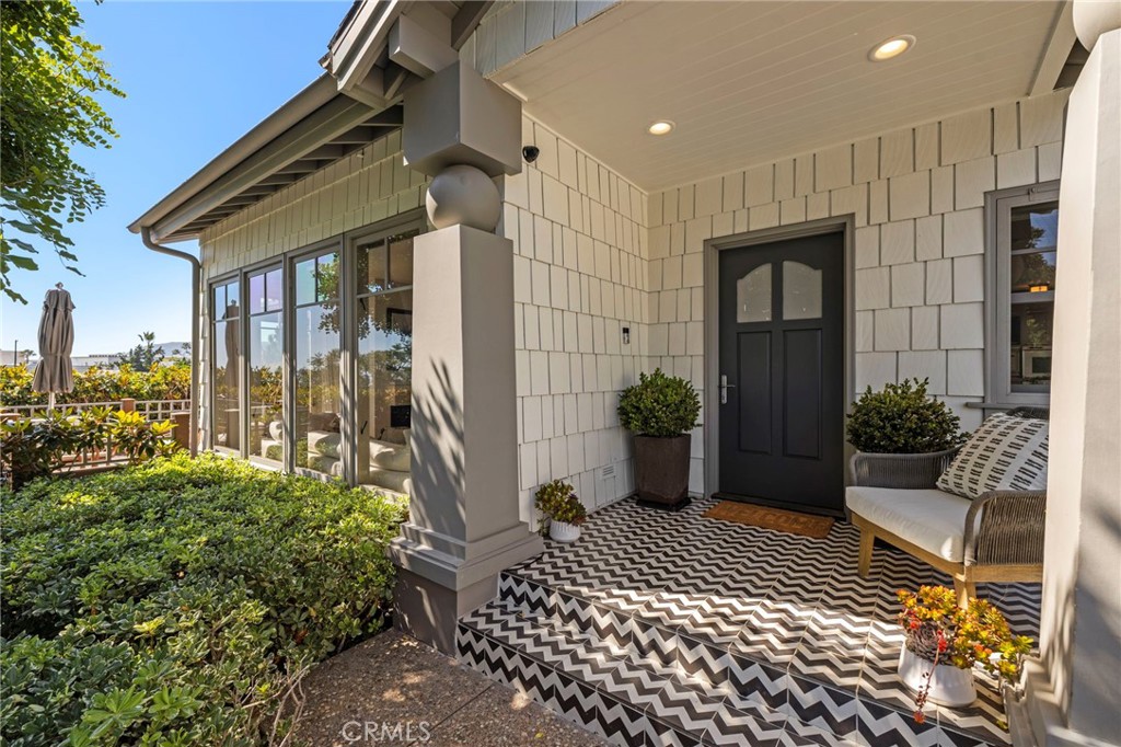 750 Griffith Way Laguna Beach, CA 92651 - Photo 5 of 73
