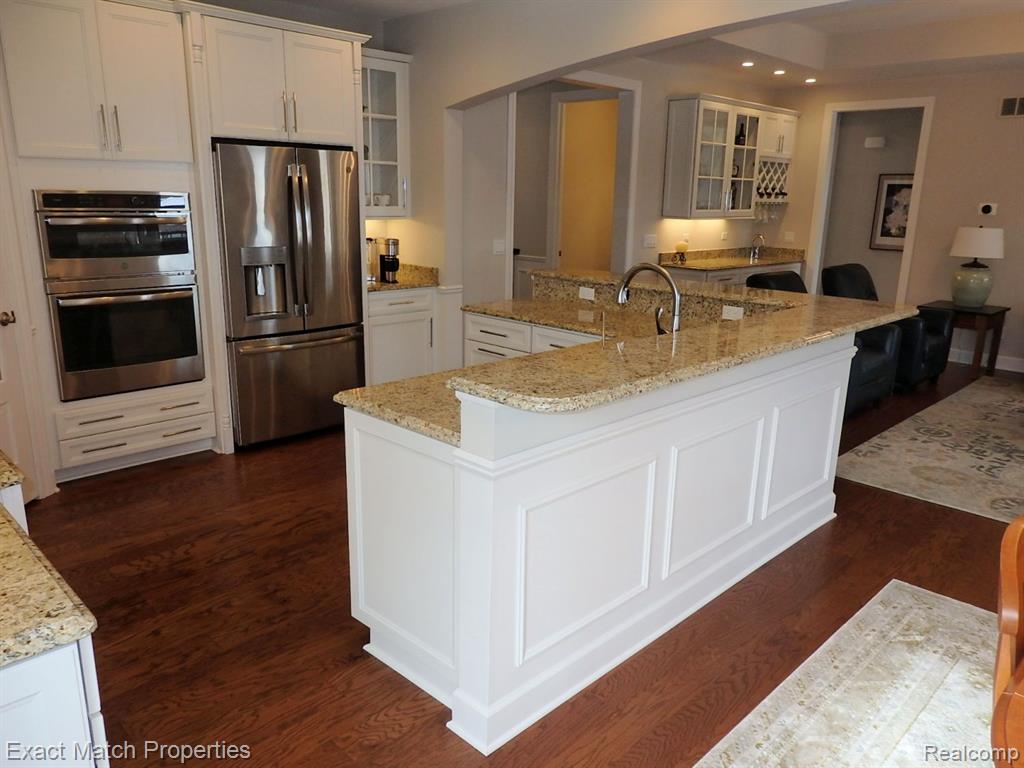 5496 Woodfall Road Clarkston, MI 48348 - Photo 25 of 51