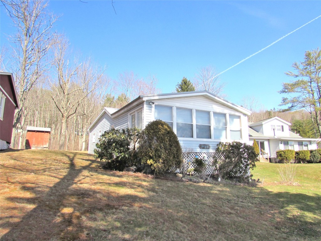 214 Beaver Lake Circle Windsor, NY 13865 - Photo 2 of 27