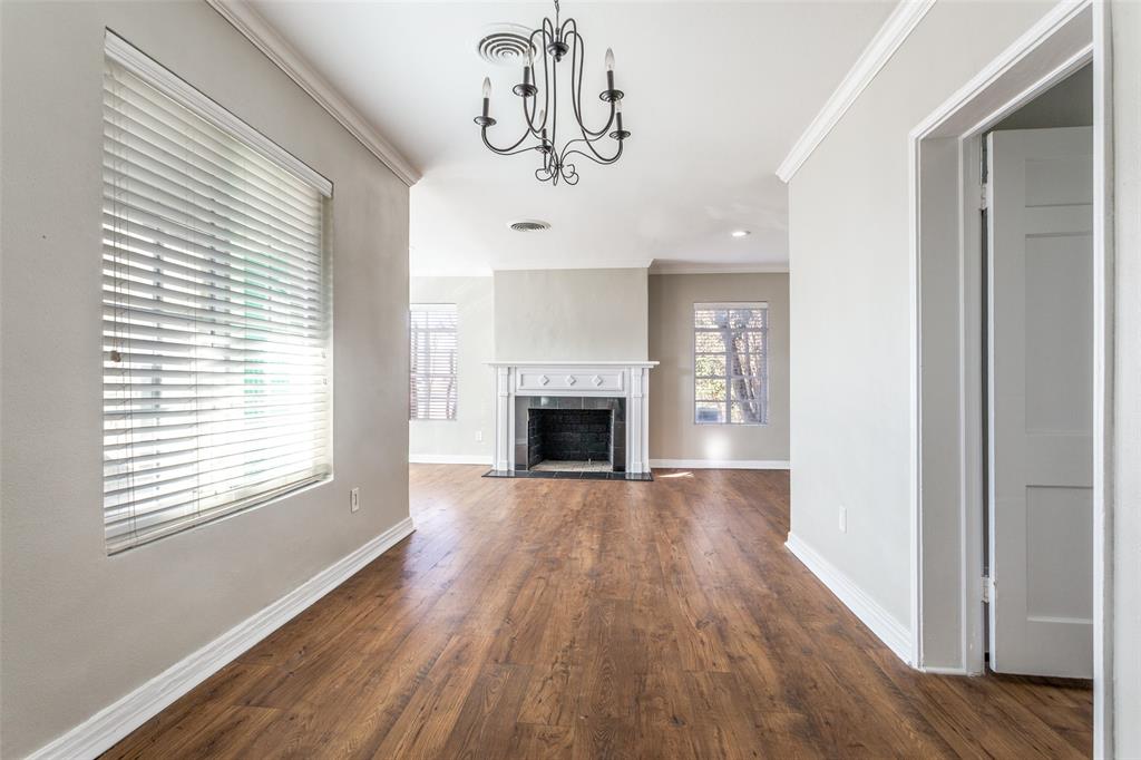 4045 Carolyn Road Fort Worth, TX 76109 - Photo 8 of 28