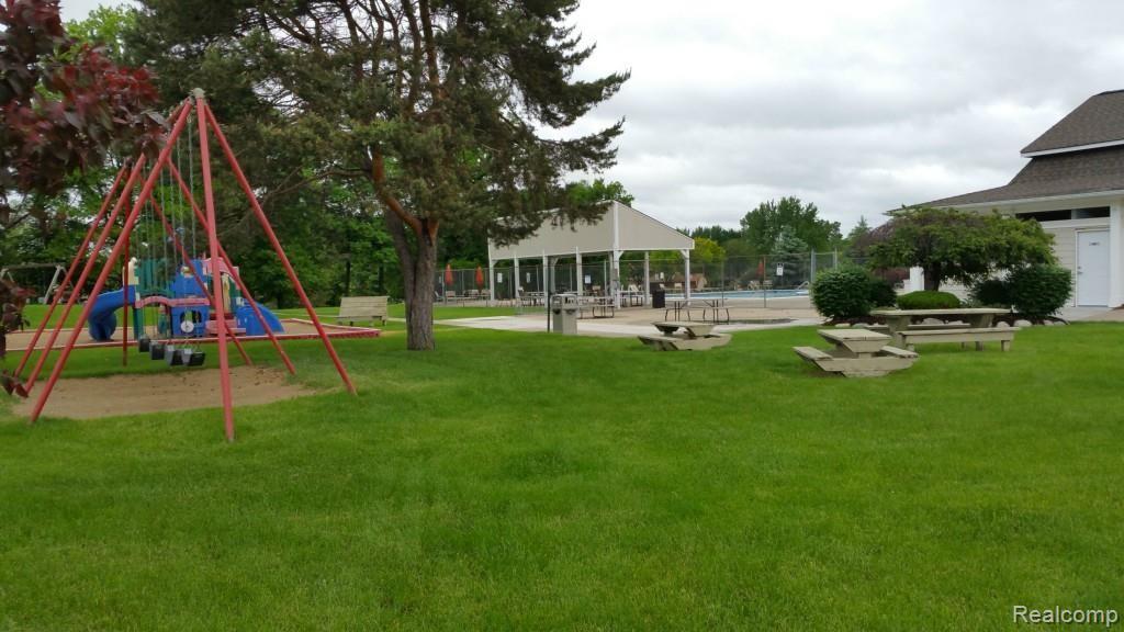 40357 Guilford Novi, MI 48375 - Photo 28 of 30