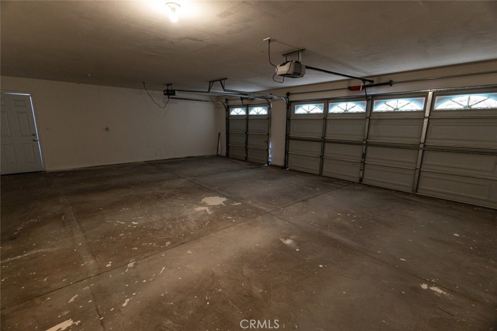 12384 Redwood Road Pinon Hills, CA 92372 - Photo 23 of 35 a view of a garage