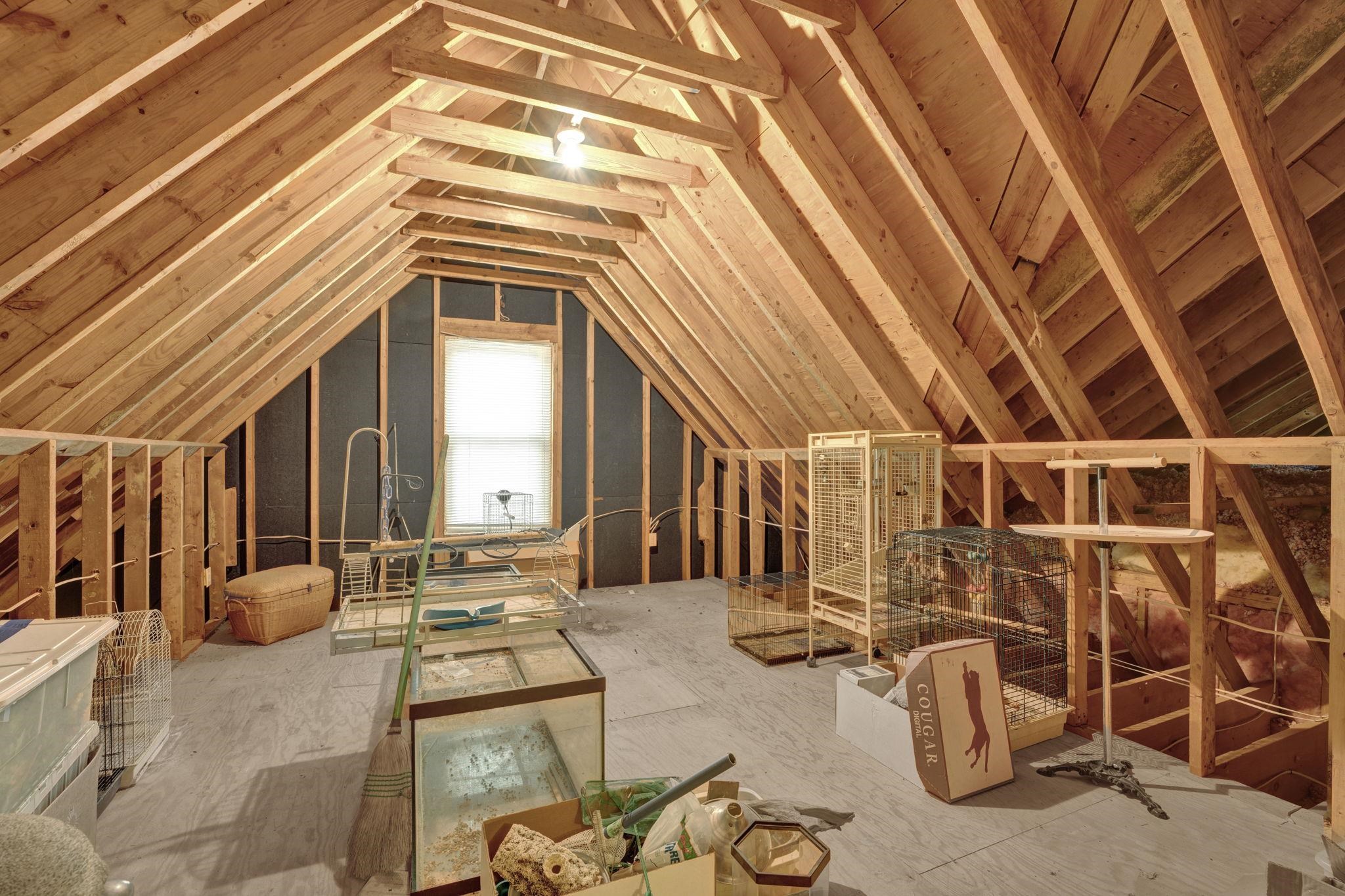 4077 Cedar Point Road Lakeland, TN 38002 - Photo 24 of 25 a view of a room with gym equipment