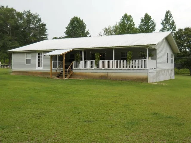 $259,900 | 2590 Schmidt Lane, Chipley, FL 32428