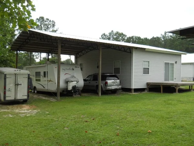 $259,900 | 2590 Schmidt Lane, Chipley, FL 32428