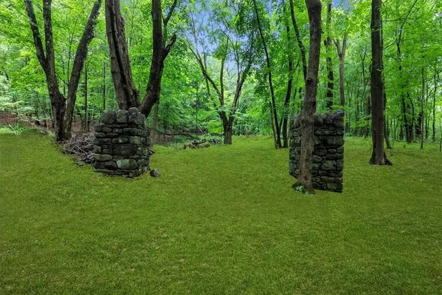 $14,000,000 | Undisclosed Address, Highland Mills, NY 10930