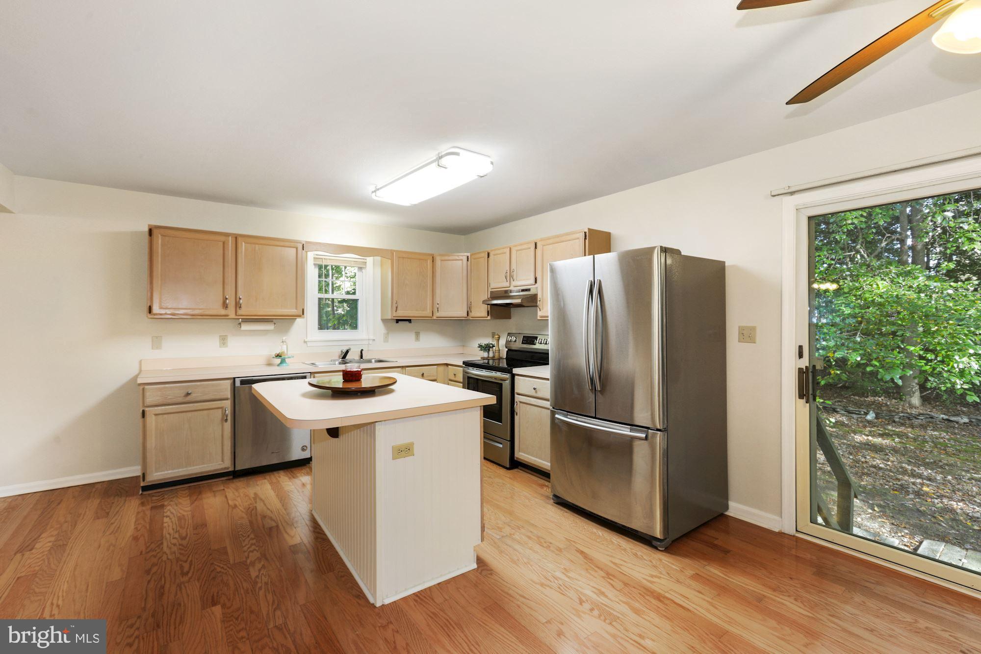 9 Port Royal Road Ocean View, DE 19970 - Photo 10 of 29 Lovely Kitchen with Center Island