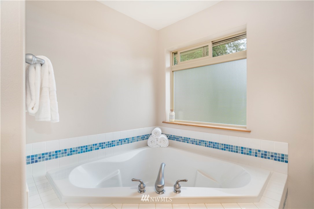 413 State Street Sumner, WA 98390 - Photo 14 of 25