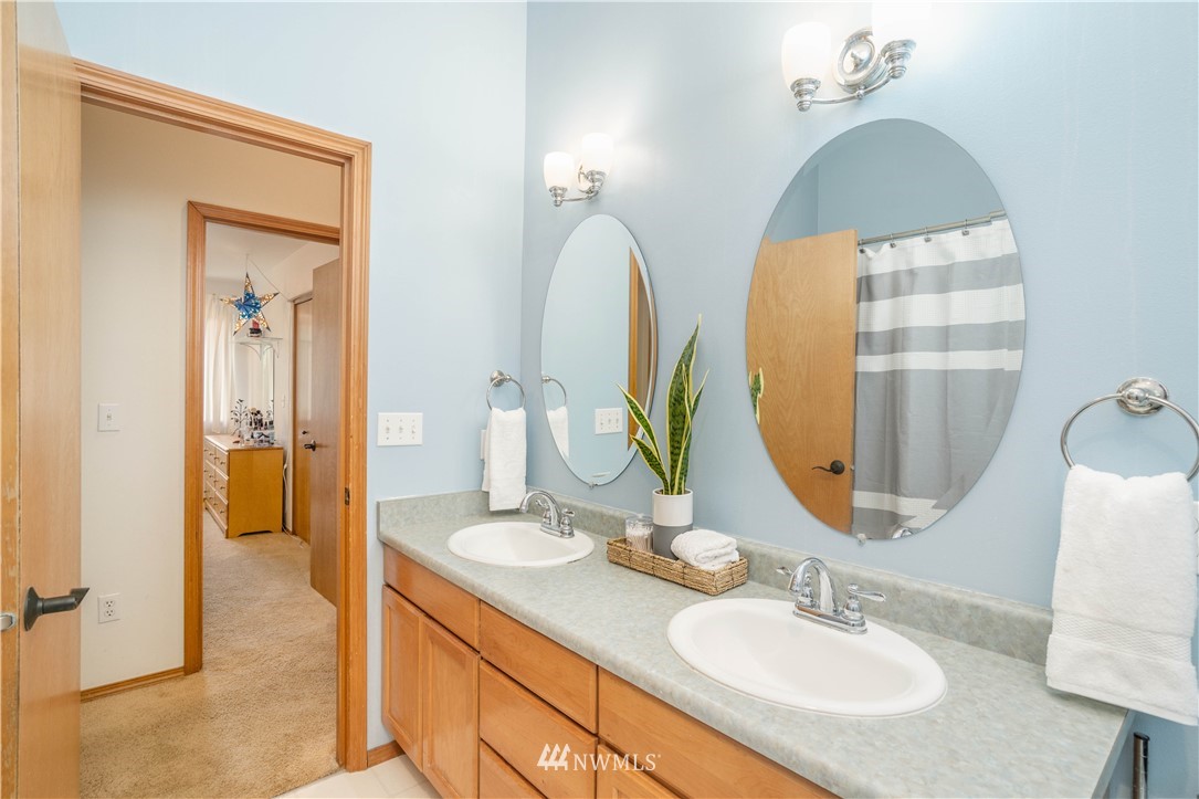 413 State Street Sumner, WA 98390 - Photo 20 of 25