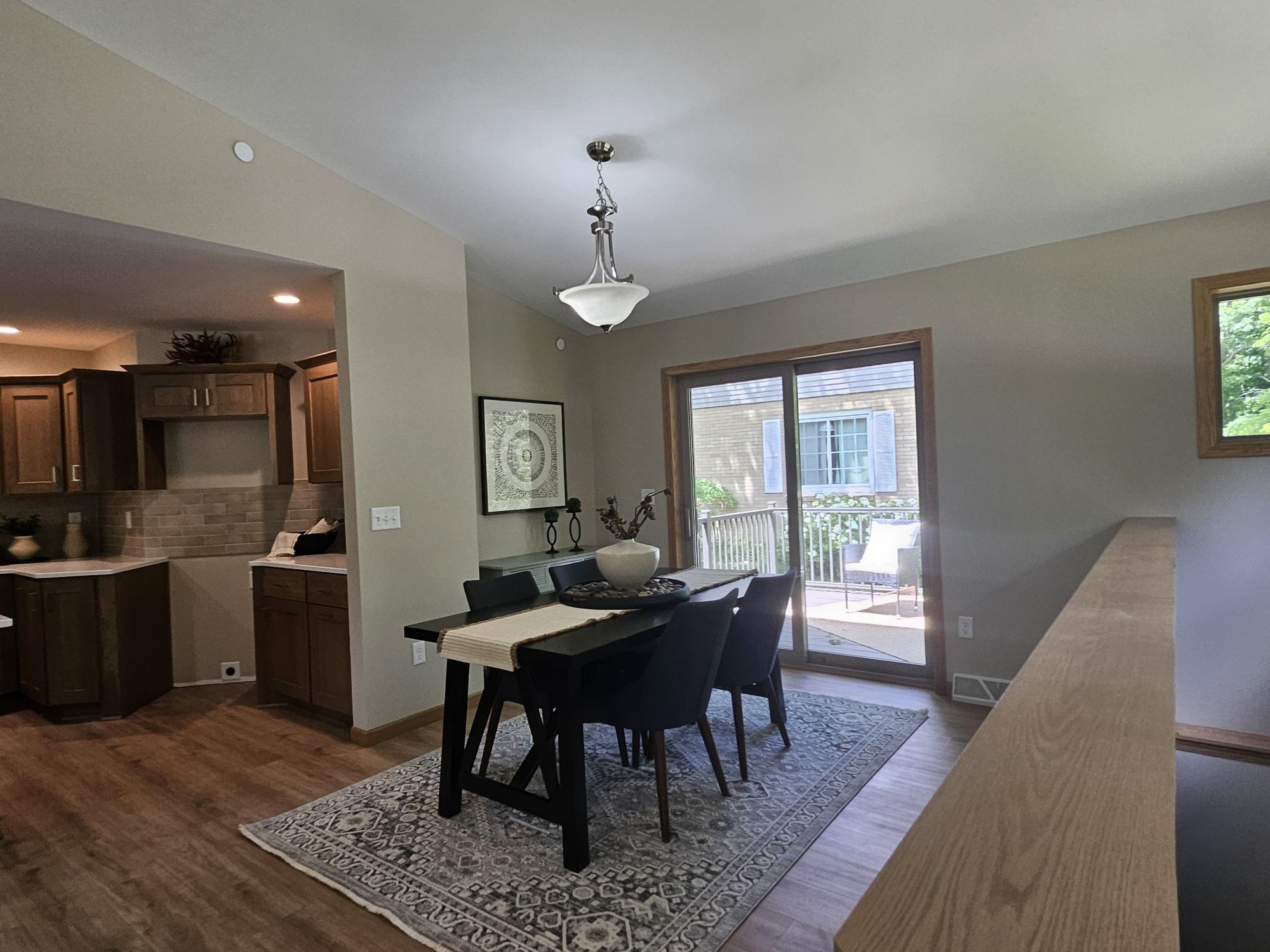 915 Sutherland Avenue Janesville, WI 53545 - Photo 4 of 23