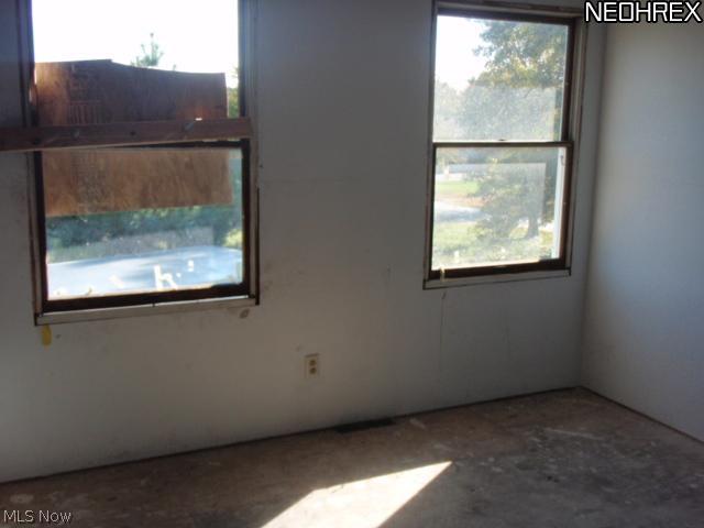 6319 Chestnut-Ridge Road Hubbard, OH 44425 - Photo 7 of 9 Gallery Image 7