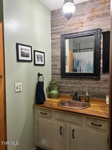 $249,997 | 2402 Hickory Hill Road, Blackwater, VA 24221