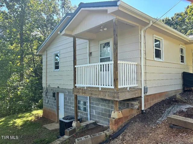 $249,997 | 2402 Hickory Hill Road, Blackwater, VA 24221