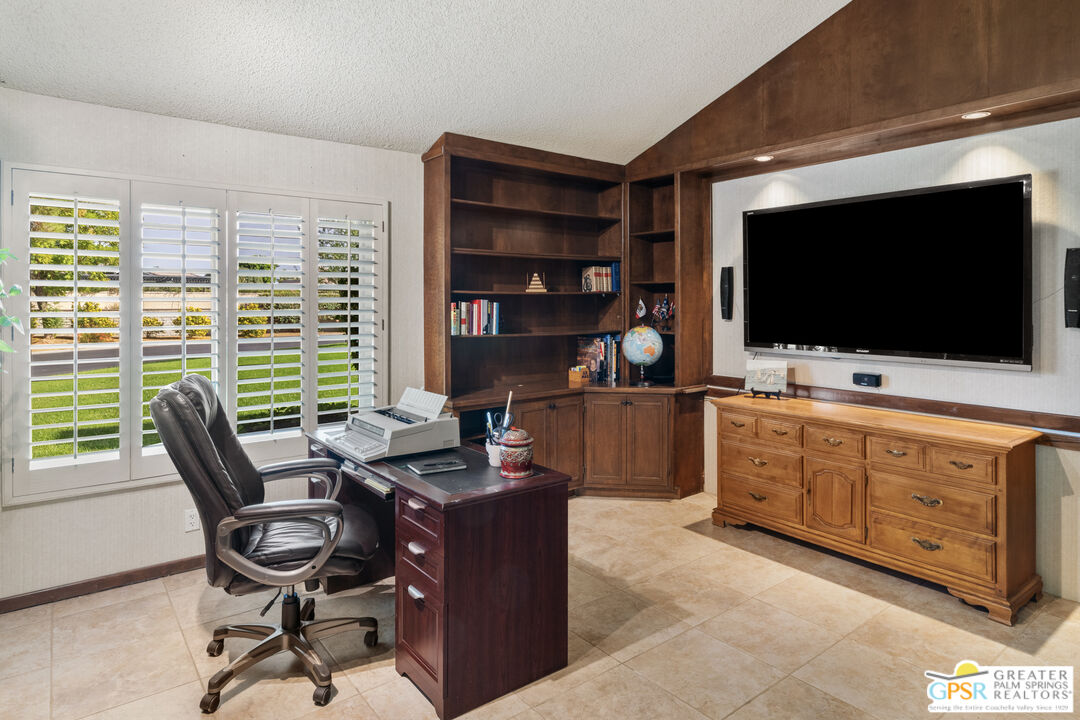 89 Tennis Club Drive Rancho Mirage, CA 92270 - Photo 10 of 25