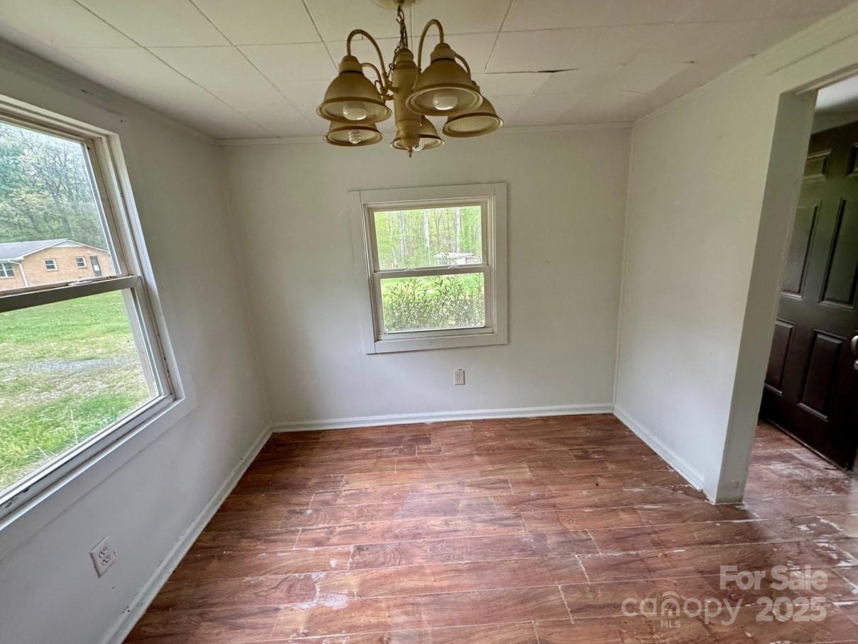 181 Canipe Road Dallas, NC 28034 - Photo 16 of 45 Gallery Image 16