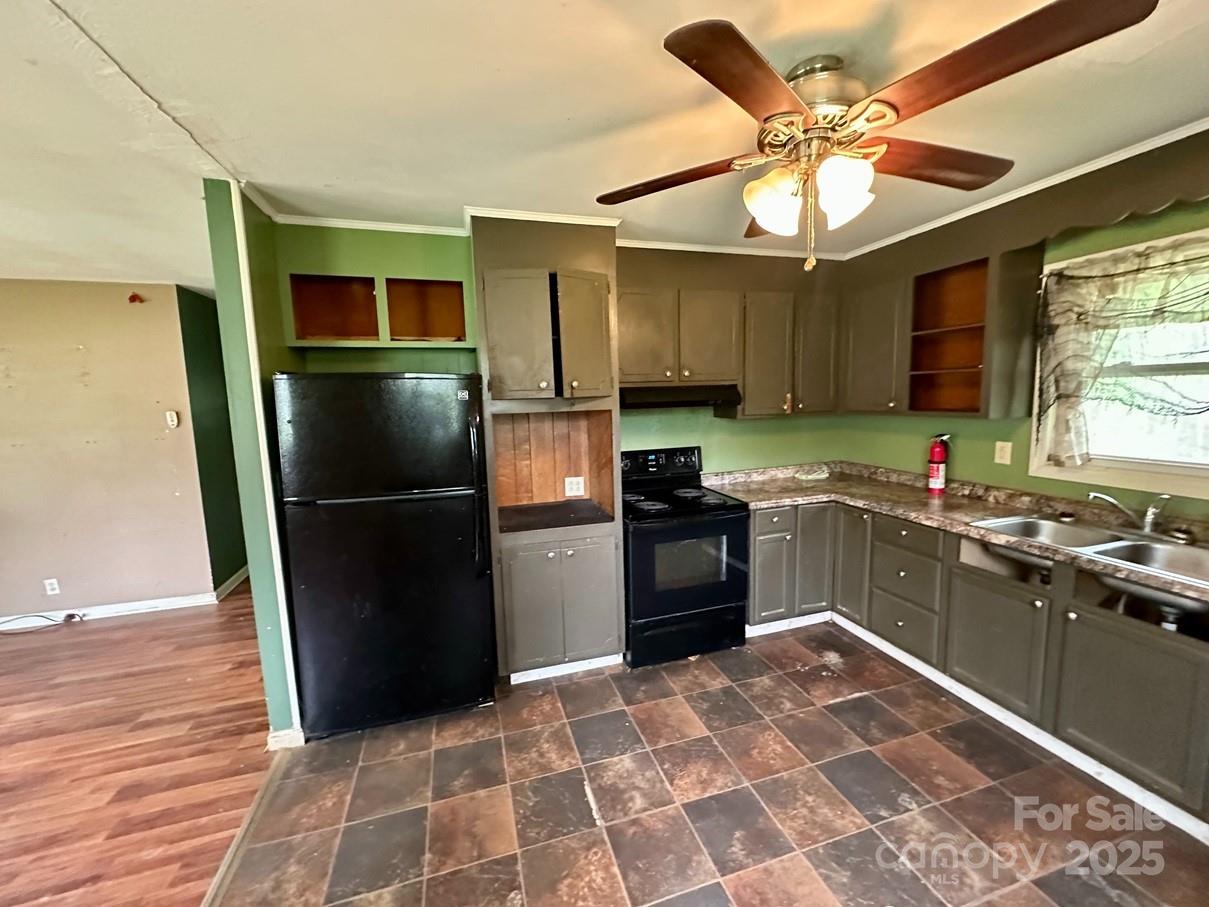 181 Canipe Road Dallas, NC 28034 - Photo 5 of 45 Gallery Image 5