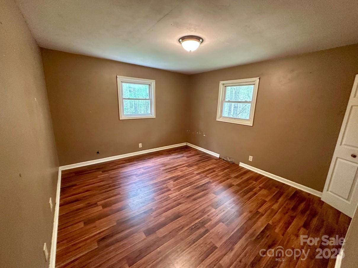181 Canipe Road Dallas, NC 28034 - Photo 9 of 45 Gallery Image 9