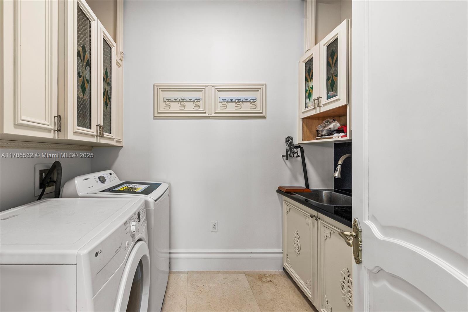 270 Atlantic Isle Sunny Isles Beach, FL 33160 - Photo 23 of 95