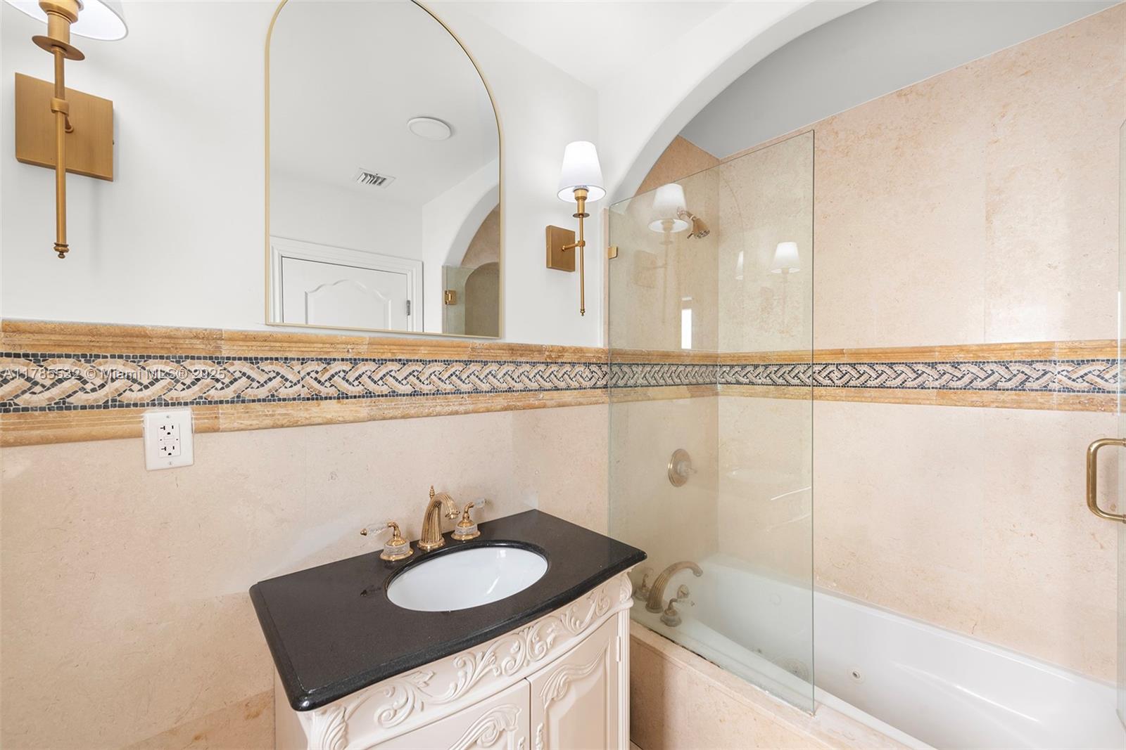 270 Atlantic Isle Sunny Isles Beach, FL 33160 - Photo 26 of 95