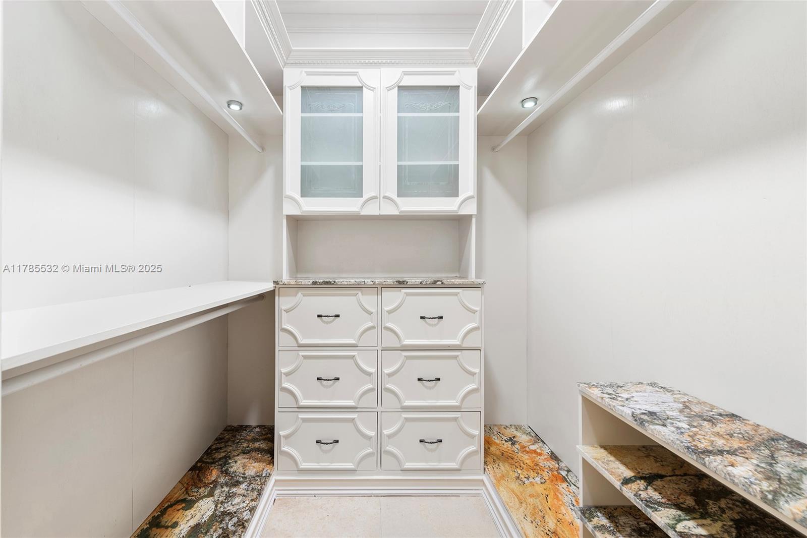 270 Atlantic Isle Sunny Isles Beach, FL 33160 - Photo 37 of 95