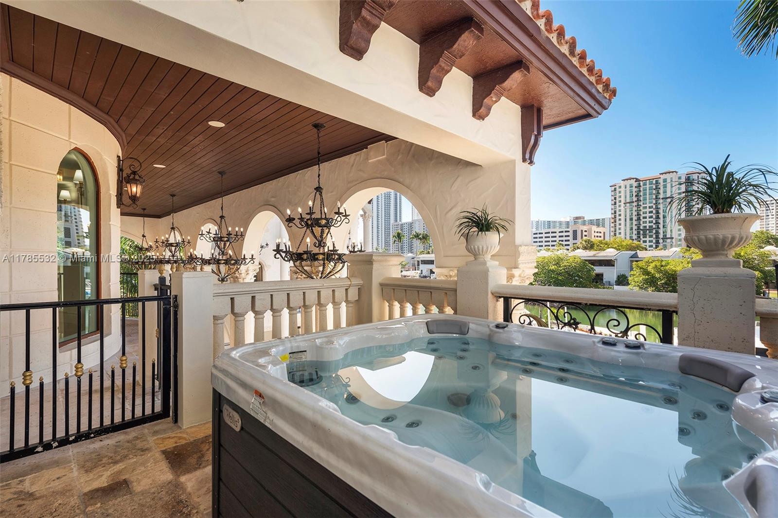 270 Atlantic Isle Sunny Isles Beach, FL 33160 - Photo 42 of 95