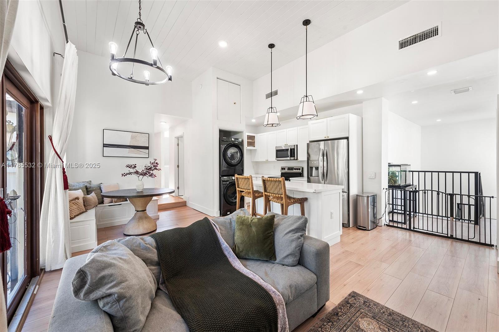 270 Atlantic Isle Sunny Isles Beach, FL 33160 - Photo 53 of 95